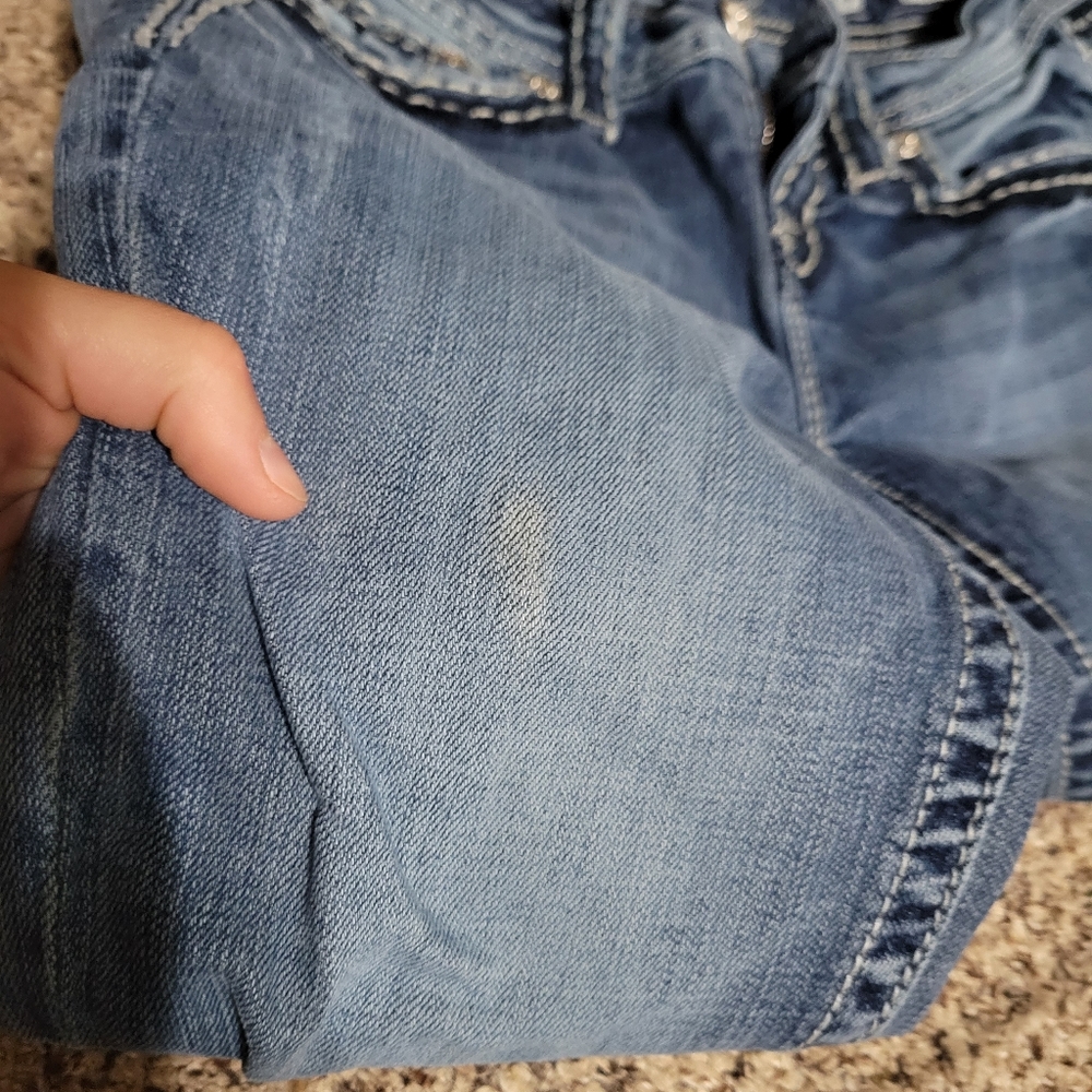 Miss Me Capris - Picture 5 of 5